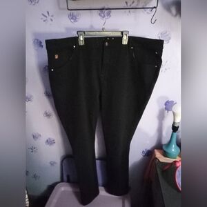 Belle by Kim Gravel Black Relaxed Jeans